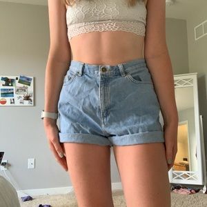VINTAGE DENIM SHORTS